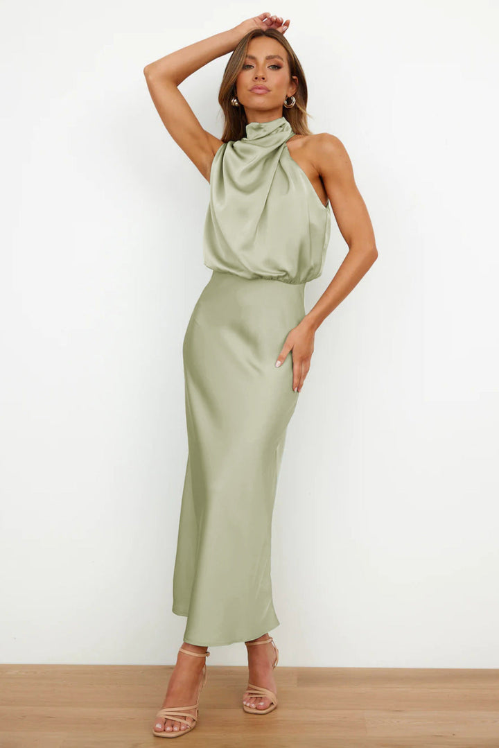 Zoya - Elegant Maxi Dress