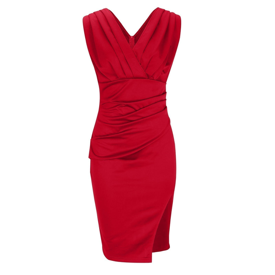 Calyra - Fitted dress with V-neck and slit