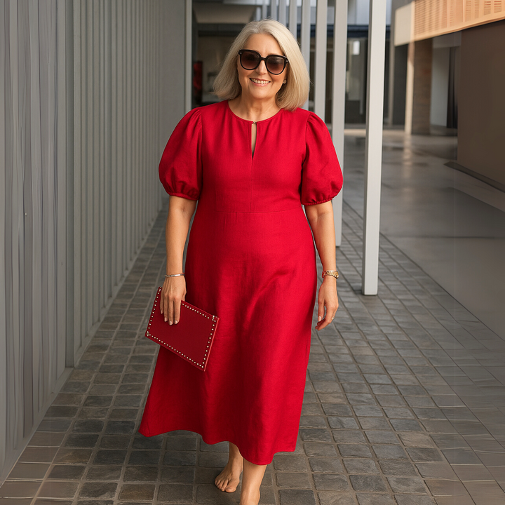 Catalina - Elegant solid dress with V-neckline