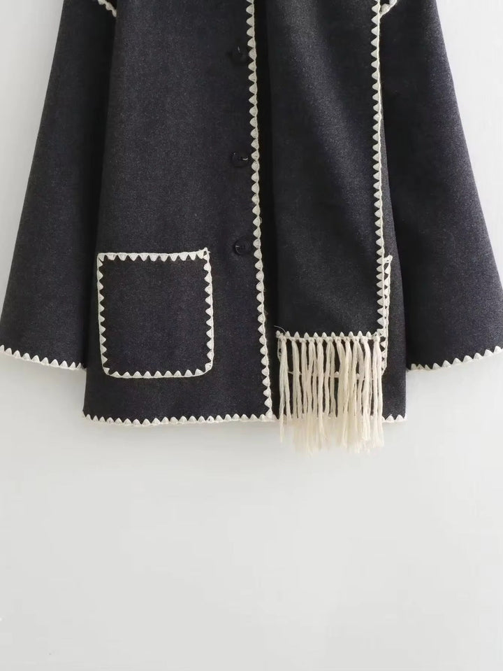 Antoinette - Elegant Coat with Round Neck and Pockets