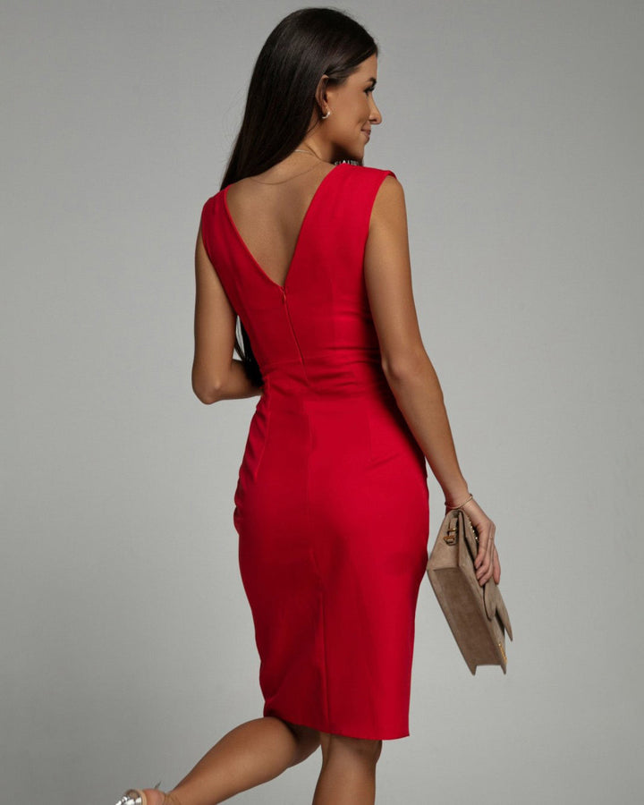 Calyra - Fitted dress with V-neck and slit