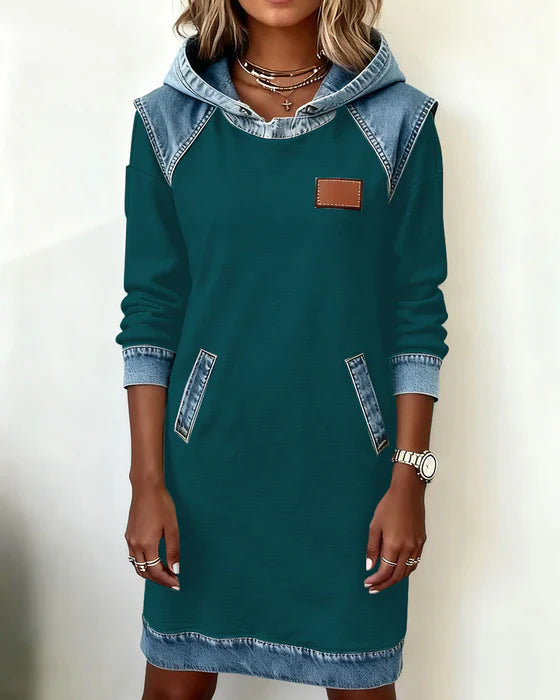 Lunariae - Casual dress with contrasting hood