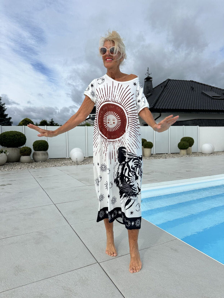 Cerelina - Women's summer dress with short sleeves and V-neck, with print