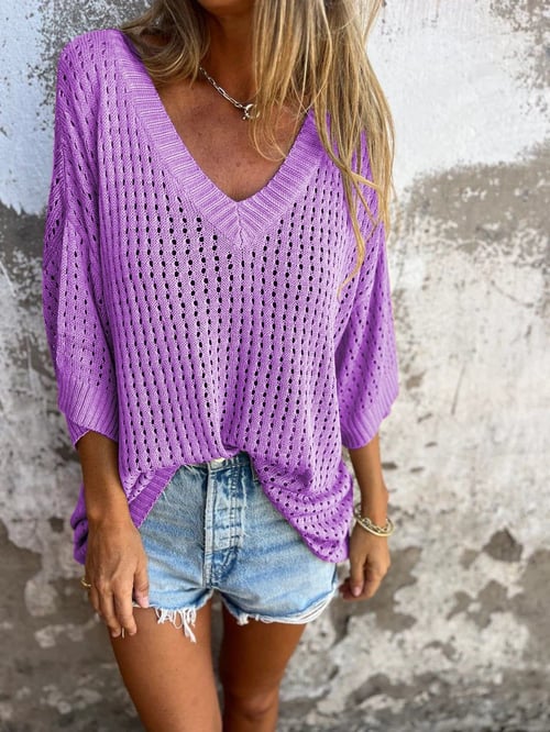 Delia - V-neck knitted top with hollow pattern