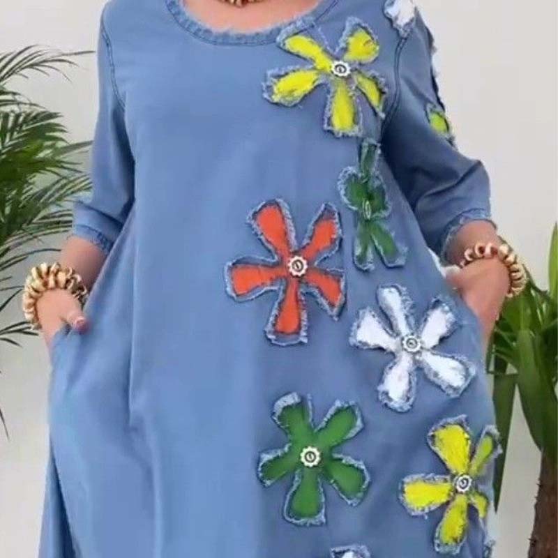 Kalena - Casual dress with round neck