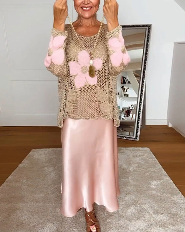 Sasha - Floral knit sweater with long openwork sleeves