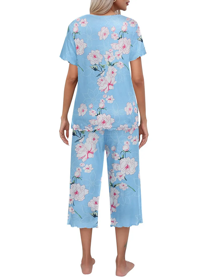 Olivine - Women's short-sleeved loungewear set with capri pants - perfect for relaxing at home in style