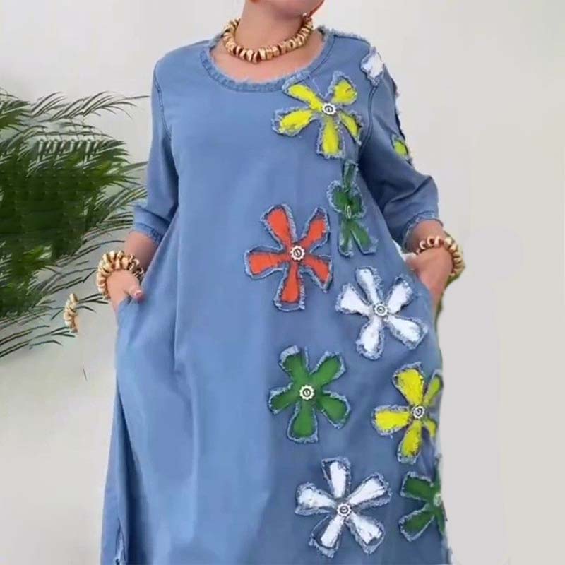 Kalena - Casual dress with round neck