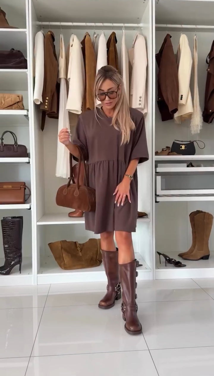 Elandra - Robe midi élégante à manches courtes 