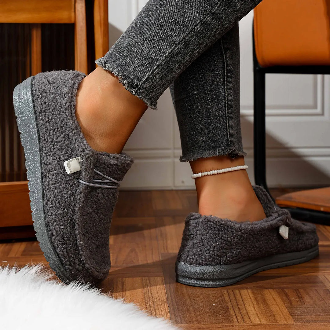 Kaelirae - Cozy Teddy Fabric Slippers