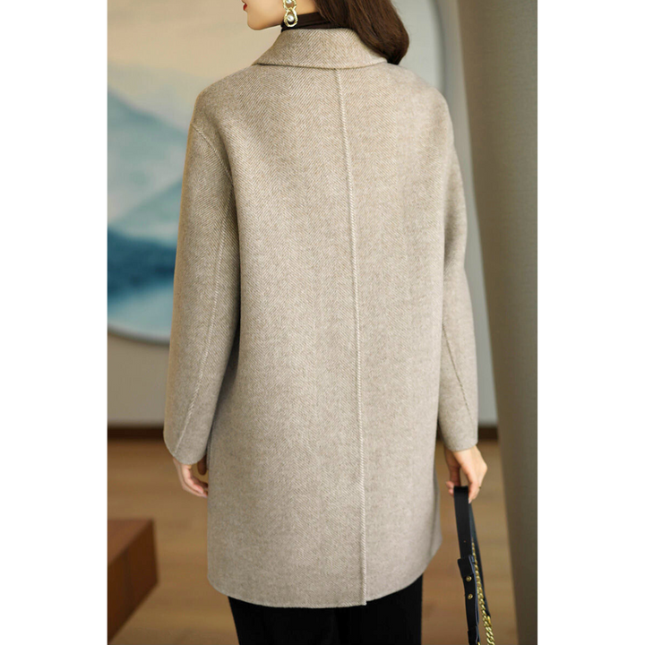 Marie - Elegant and Modern Long Coat