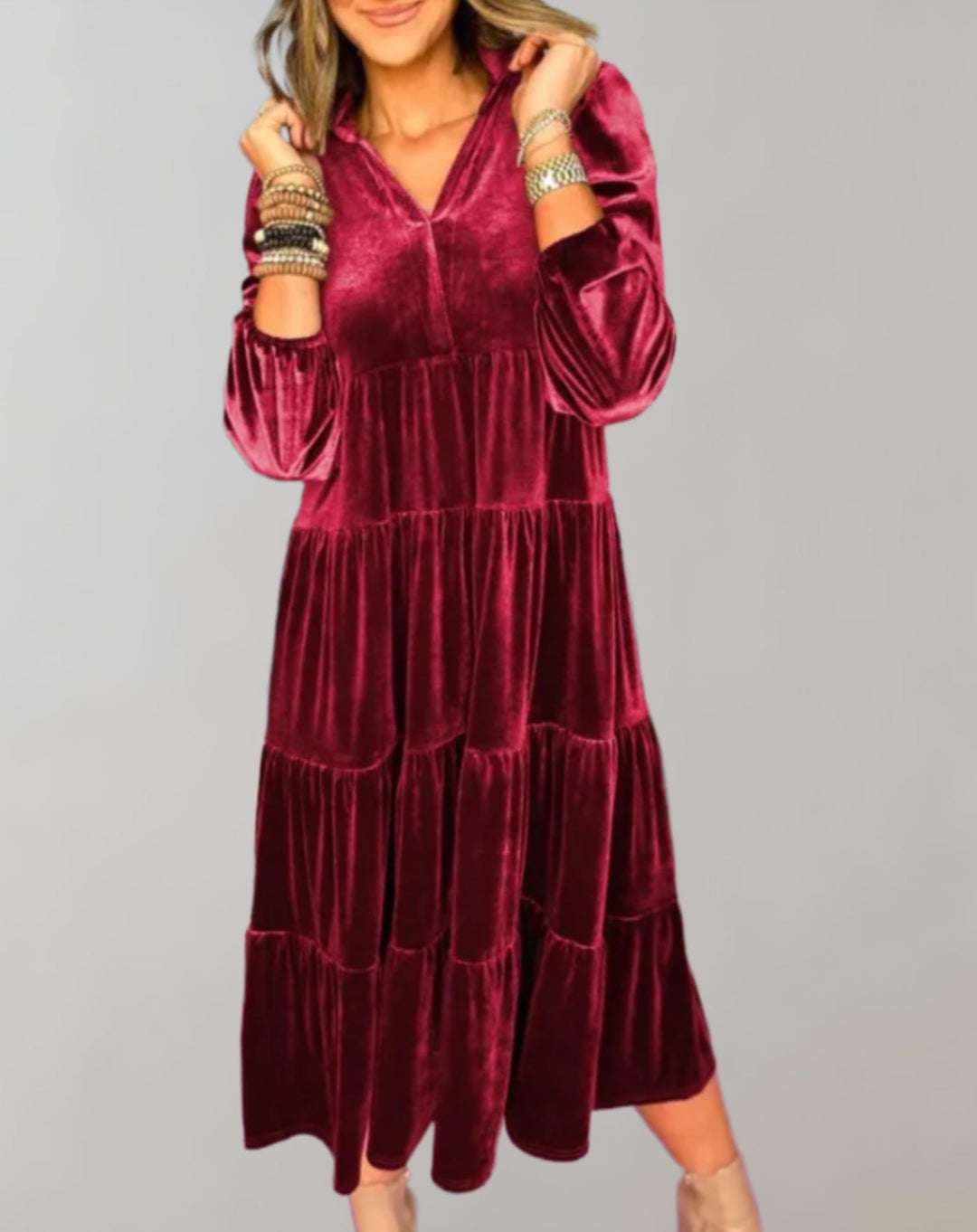 Louiza - Flowing velvet dress with V-neckline