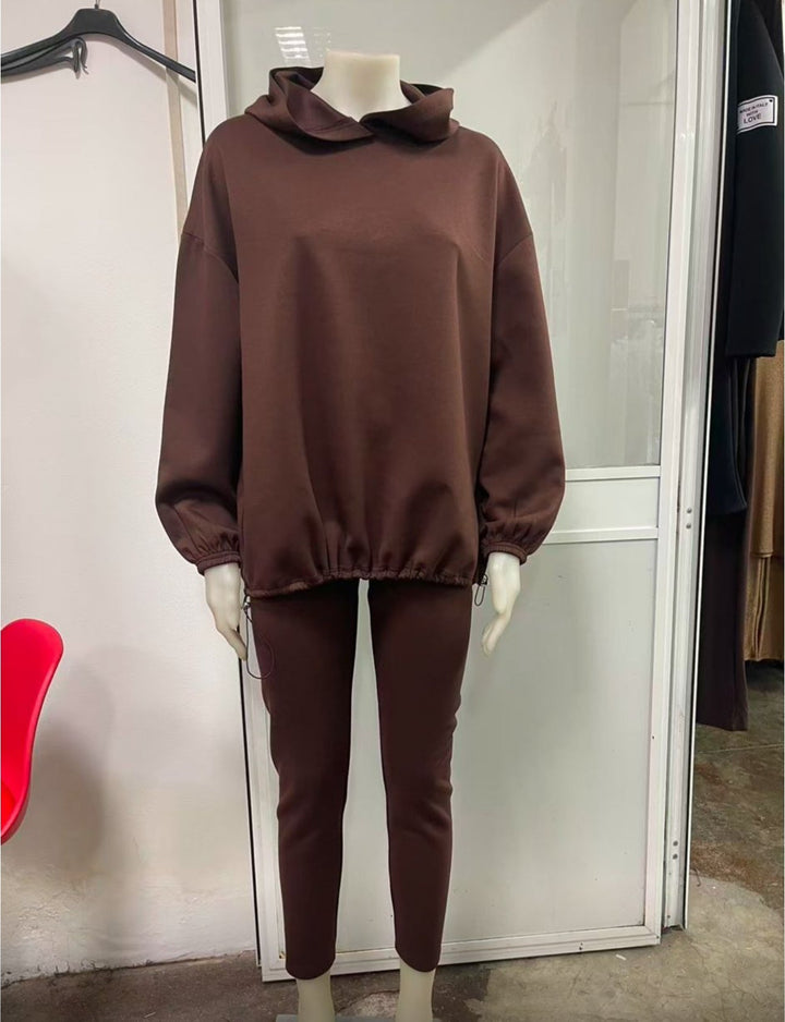 Quenlira - Modern Two Piece Set in Soft Fabric