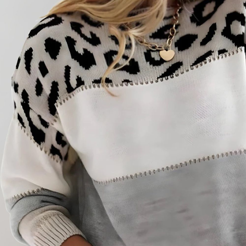 Bernadetta - Trendy and comfortable leopard sweater