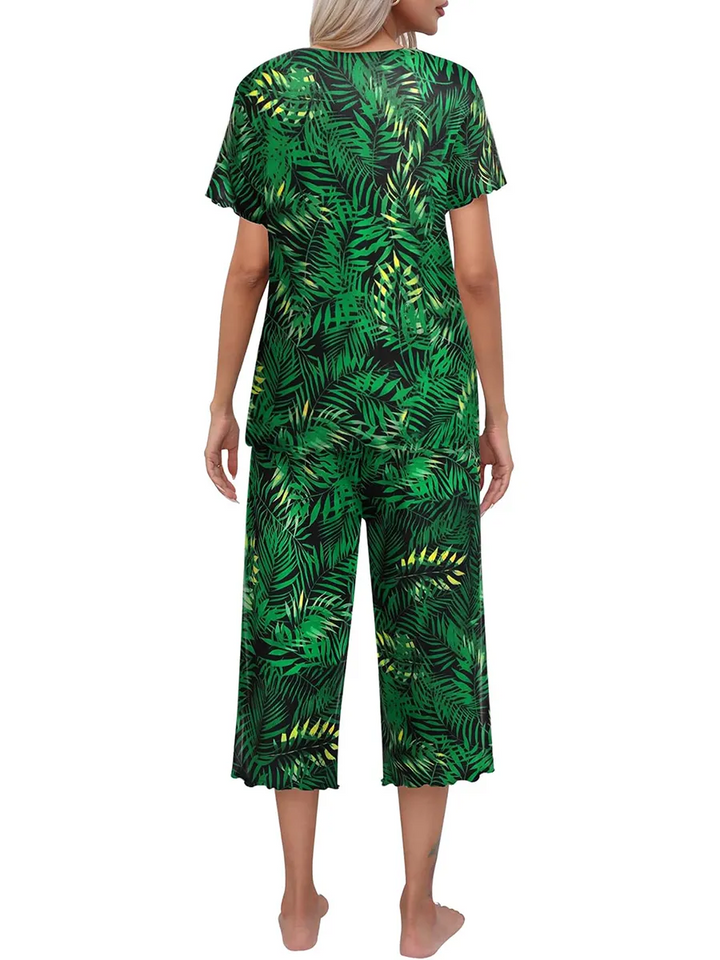 Olivine - Women's short-sleeved loungewear set with capri pants - perfect for relaxing at home in style