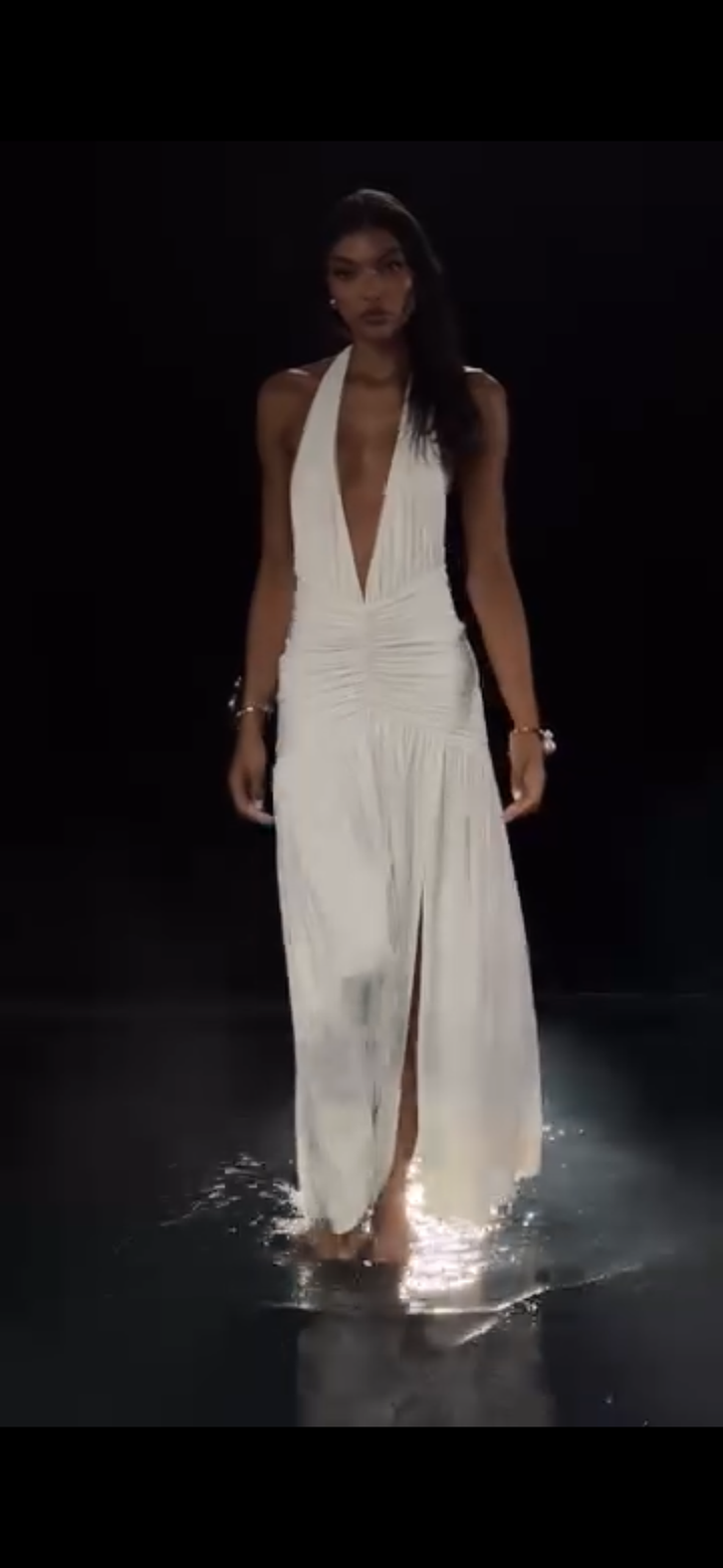 Julissa - Long Backless Dress - Elegant Seduction in Every Step