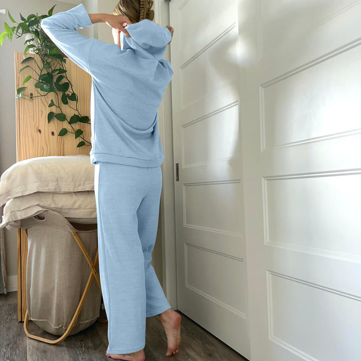 Relaxed Fit Lounge Set | Cozy Two-Piece | Soft Knit Fabric