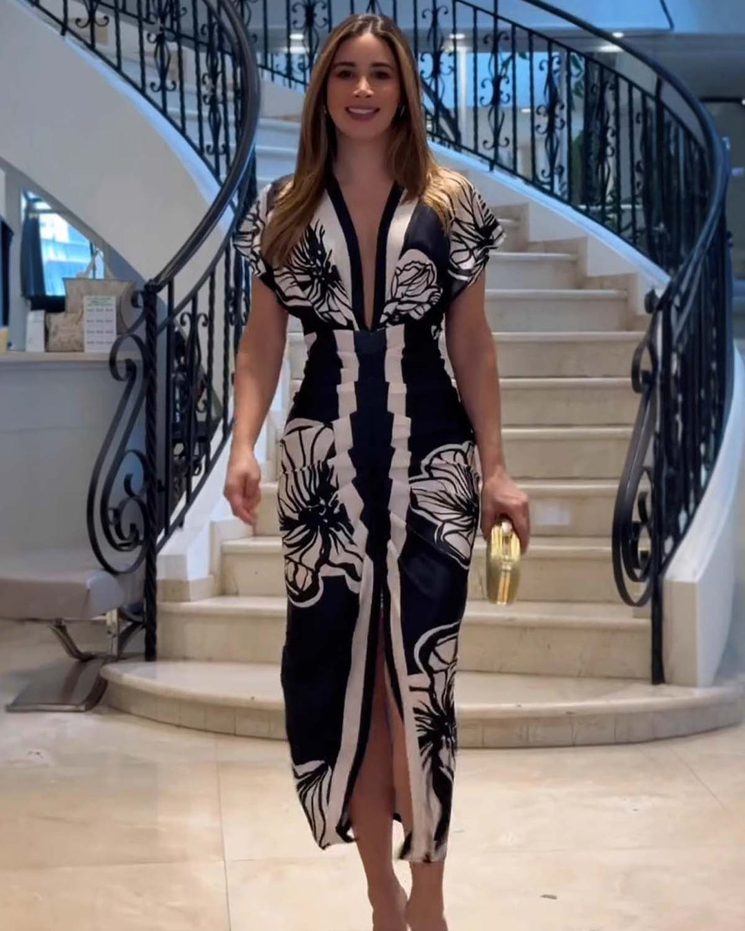 Jorelia - Chic Pleated Dress – Sophistication and Timeless Elegance