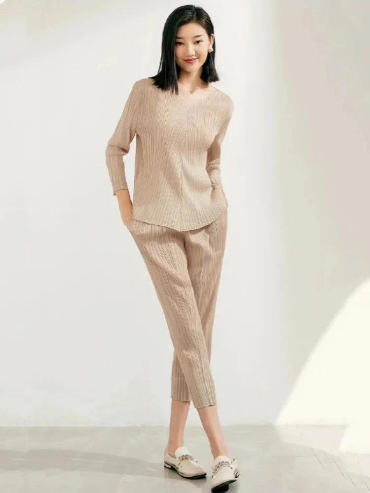 Ribbed Knit Two-Piece Loungewear Set | Soft Fabric | Relaxed Fit | Effortless Comfort