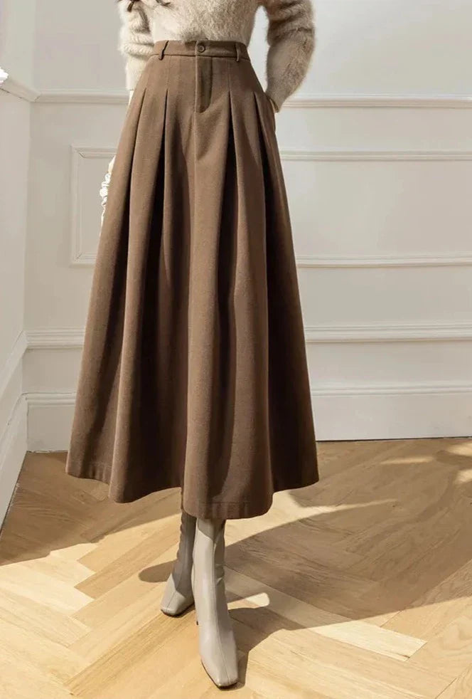 High-Waisted Pleated Maxi Skirt | Wool Blend | Elegant Fall and Winter Style