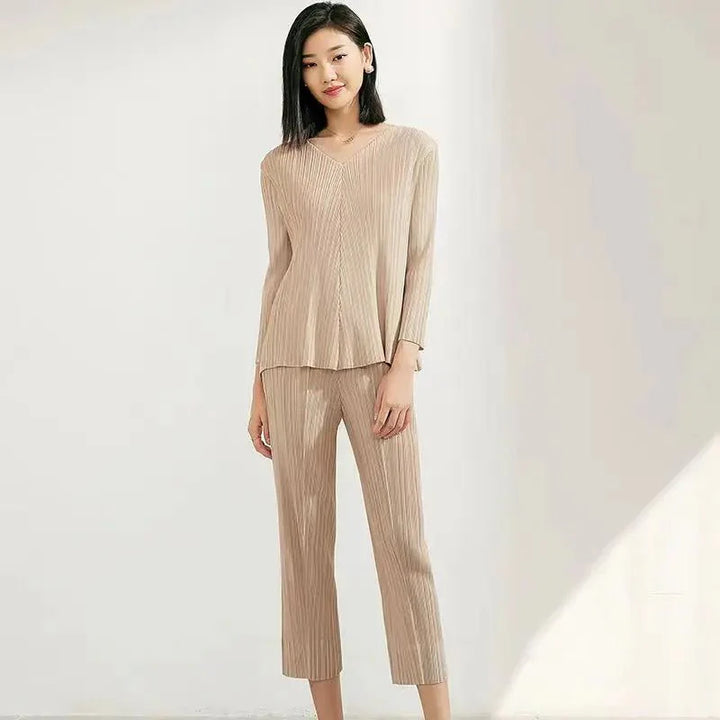 Ribbed Knit Two-Piece Loungewear Set | Soft Fabric | Relaxed Fit | Effortless Comfort