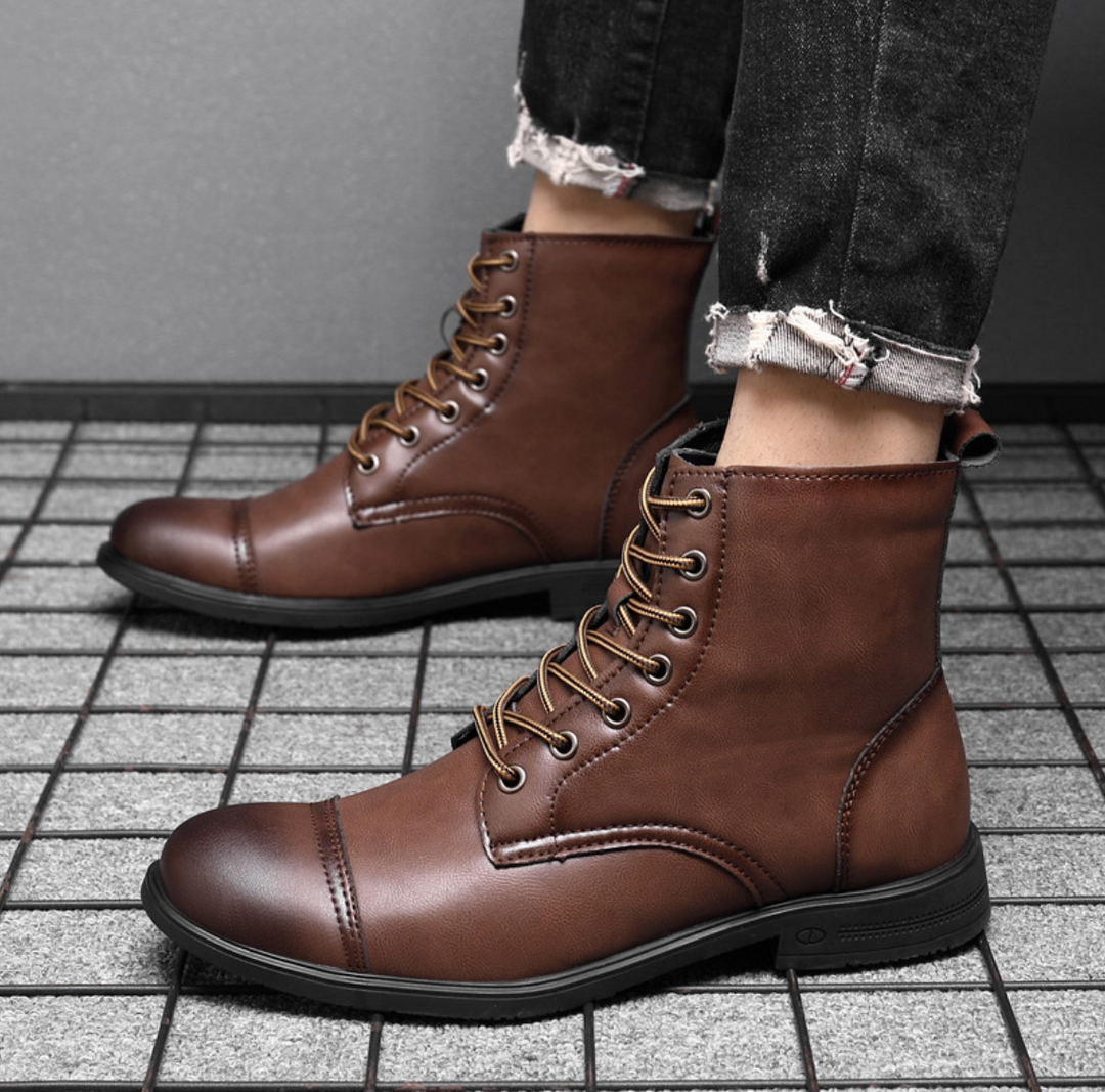 RETRO LACE-UP BOOTS