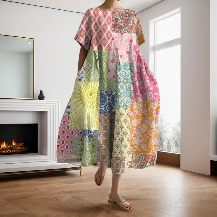 Dahlia - Floral dress with V-neck