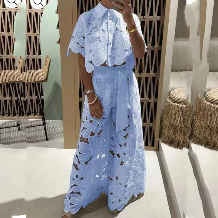 Raïssa - Women's Lace Set with Cutouts - 2 Pieces