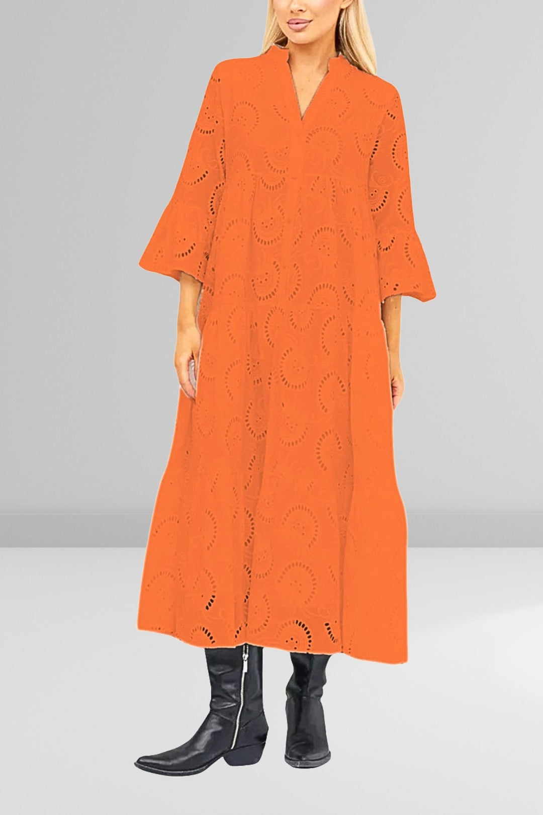 Noa - Cotton dress with embroidered sleeves and V-neck