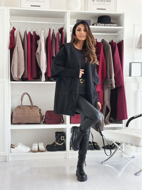 Quelirra - Elegant Hooded Jacket for Autumn and Winter