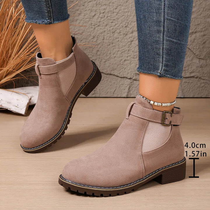 Gisarae - Elegant Vintage Style Flat Leather Ankle Boots
