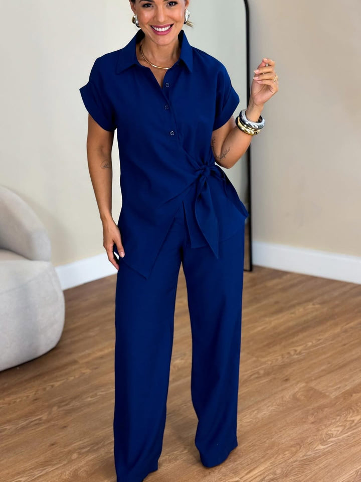 Clarinda - Elegant Set with Knotted Front and Short Sleeves