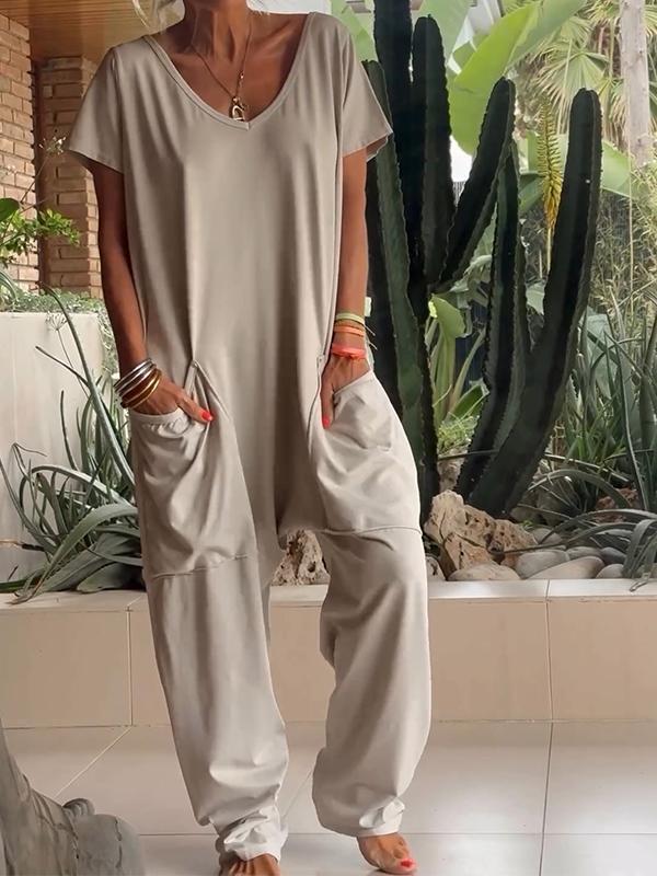 Zaria - Elegant V-Neck Jumpsuit: A Simple, Sophisticated and Versatile Style
