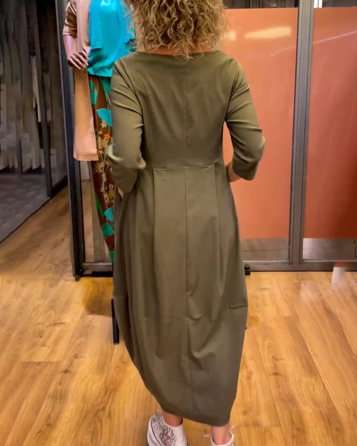 Beatrice - Slimming dress with round neckline