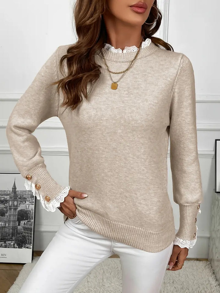 Inaya - Elegant knitted sweater with ruffles and buttons