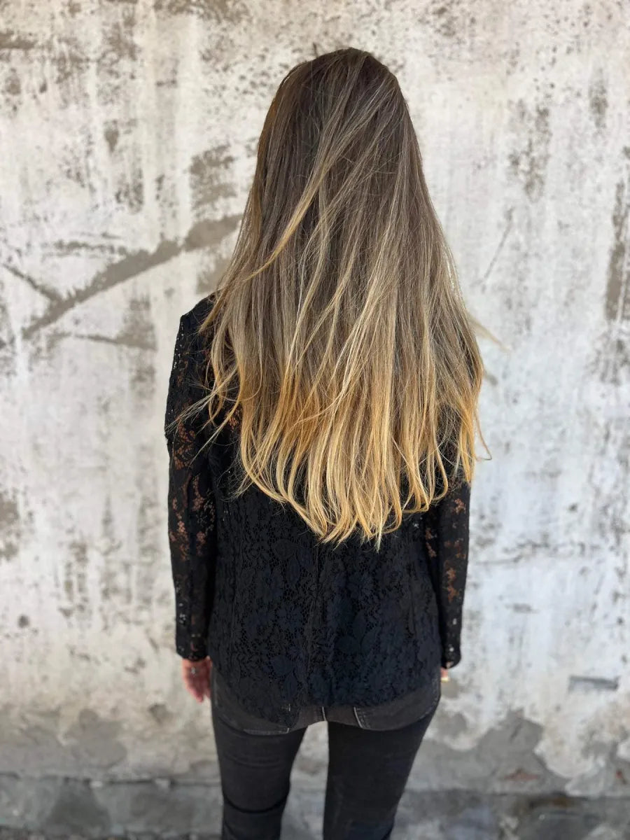 Félicie - Elegance in Lace Lightweight and Chic Blazer