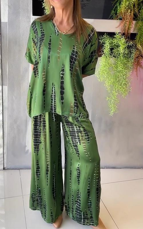 Iria - Casual Satin Crew Neck Set