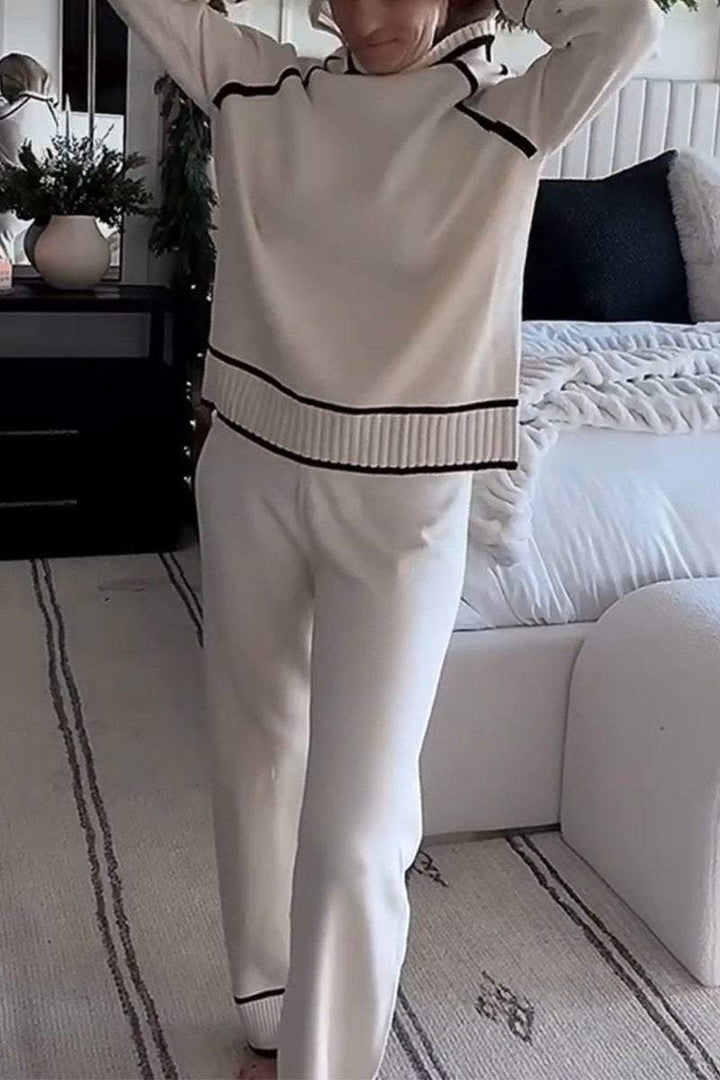 Arlette - Contrasting Two-Piece Set with Round Neck