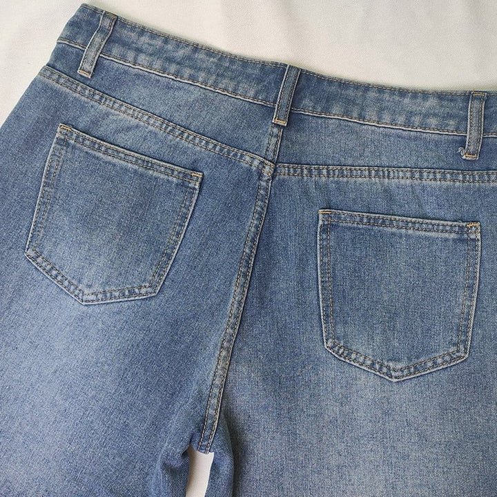 Vintage Wide-Leg Jeans | Relaxed Fit | Mid-Wash Denim