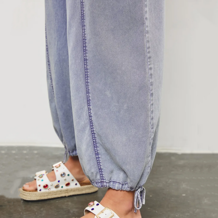 Anja - Women's V-Neck Denim Overalls