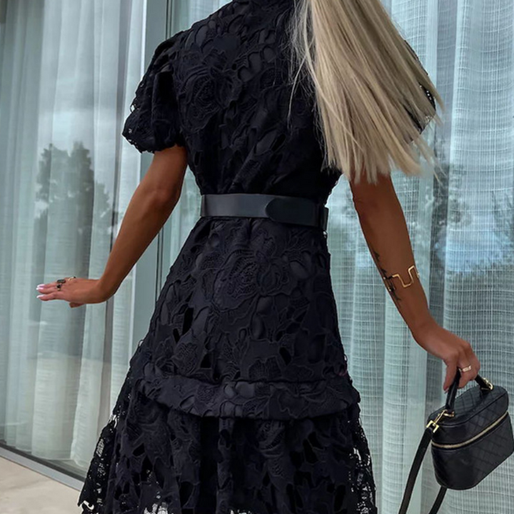 Layla - Women's Retro Lace Dress with Short Sleeves and Cutouts