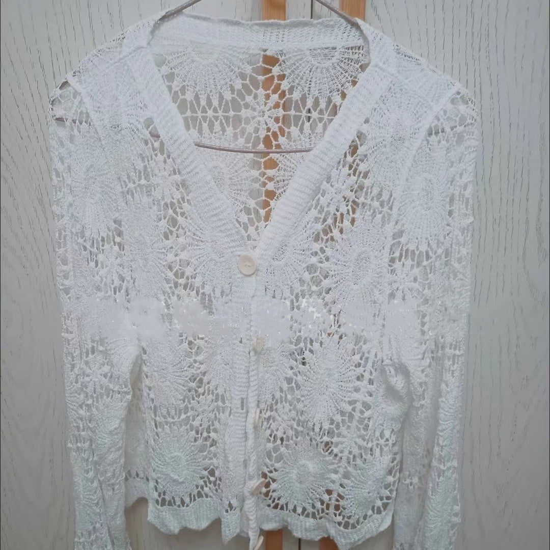 Zinnia - Women's V-Neck Long Sleeve Lace Top