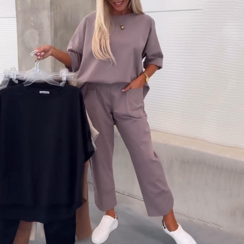 Ilina - Two Piece Set Short Sleeve Top and Pants