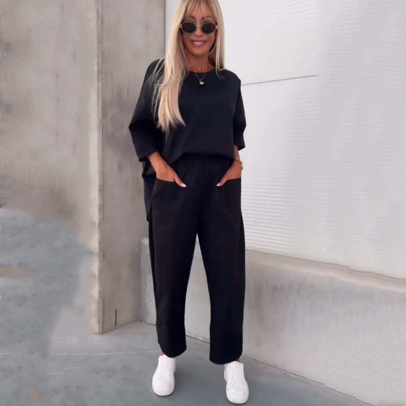 Ilina - Two Piece Set Short Sleeve Top and Pants