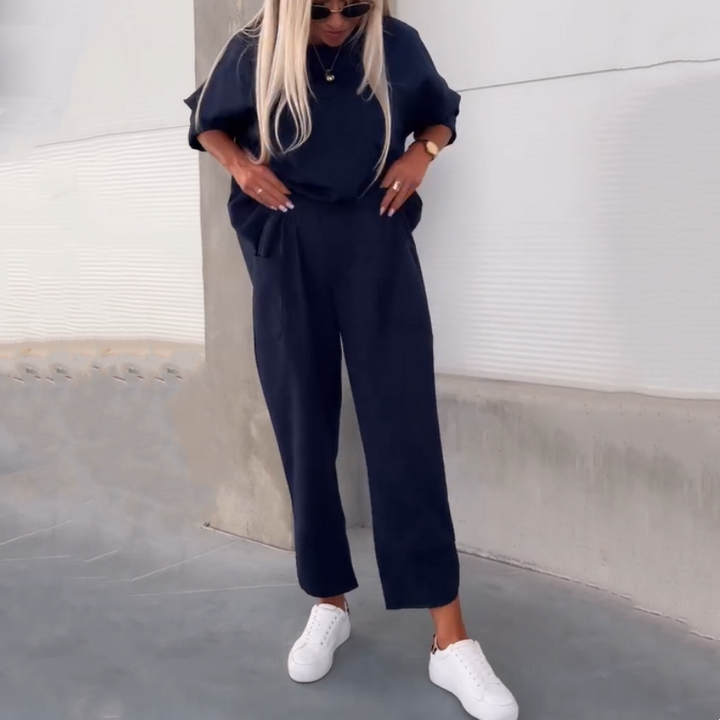 Ilina - Two Piece Set Short Sleeve Top and Pants